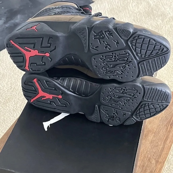 Jordan olive 9 from 2012 - Picture 3 of 5